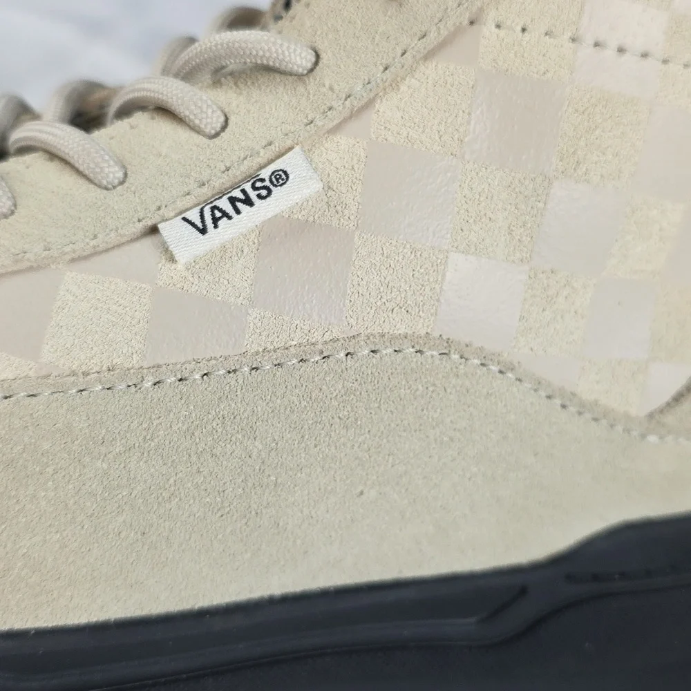 Vans Ultra Cush‎ MTE Cold Weather Sneakers HighTops Tan Suede Checkered Sz 4.5